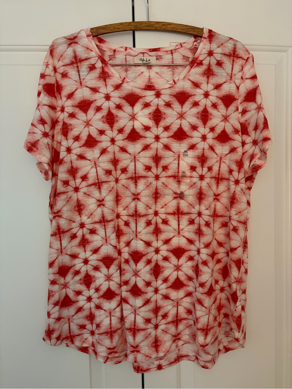 Style & Co. Red and White Short Sleeve  Top NWT size xl
